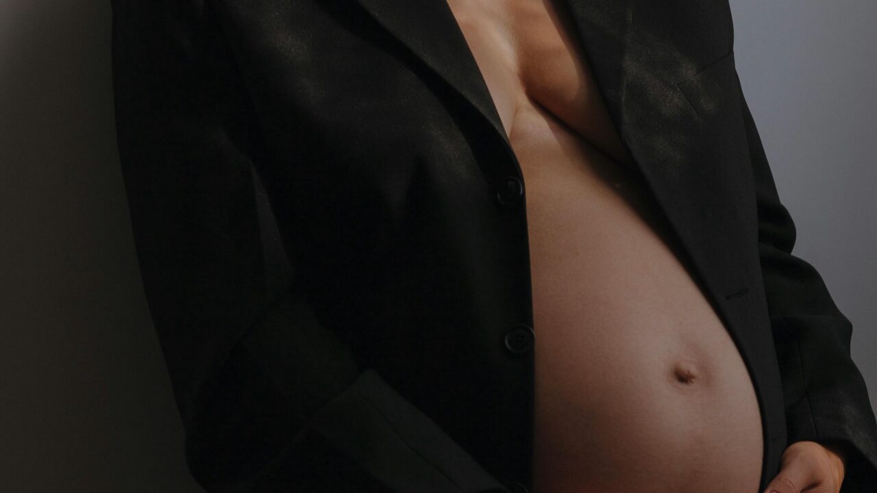 Yoga per la Gravidanza: Benefici e Sicurezza